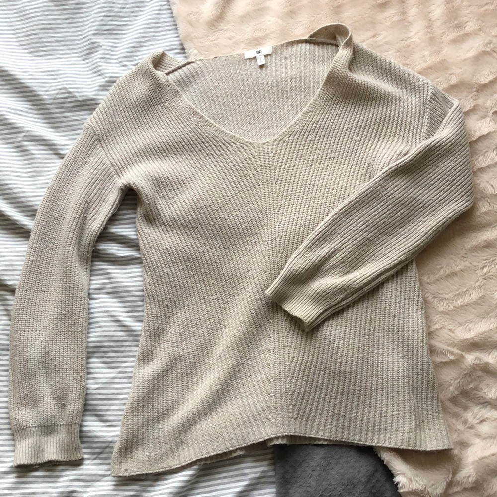 **Oversized Cream Sweater**